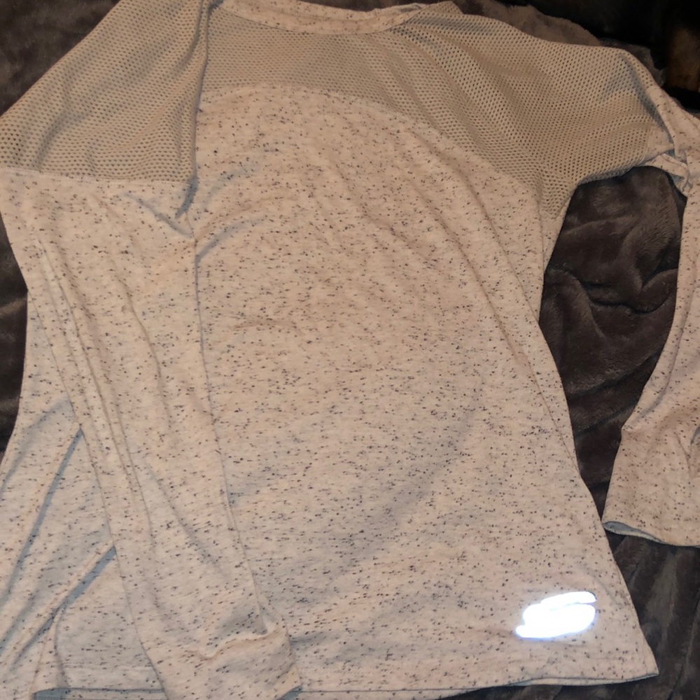 Long sleeve sports breathable shirt